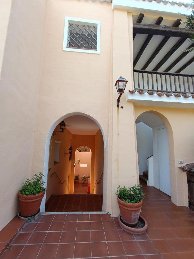 La Maison Des Arches ポルト・チェルボ エクステリア 写真